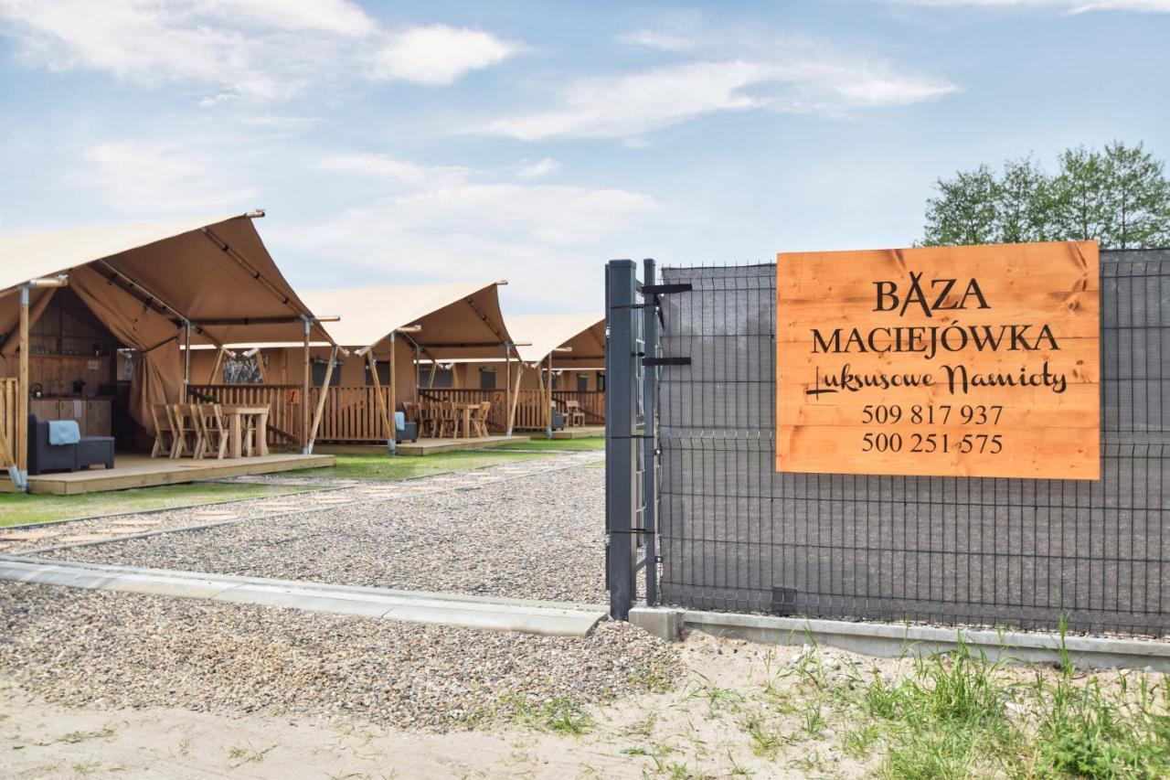 Baza Maciejowka Hotel Miedzywodzie Exterior photo